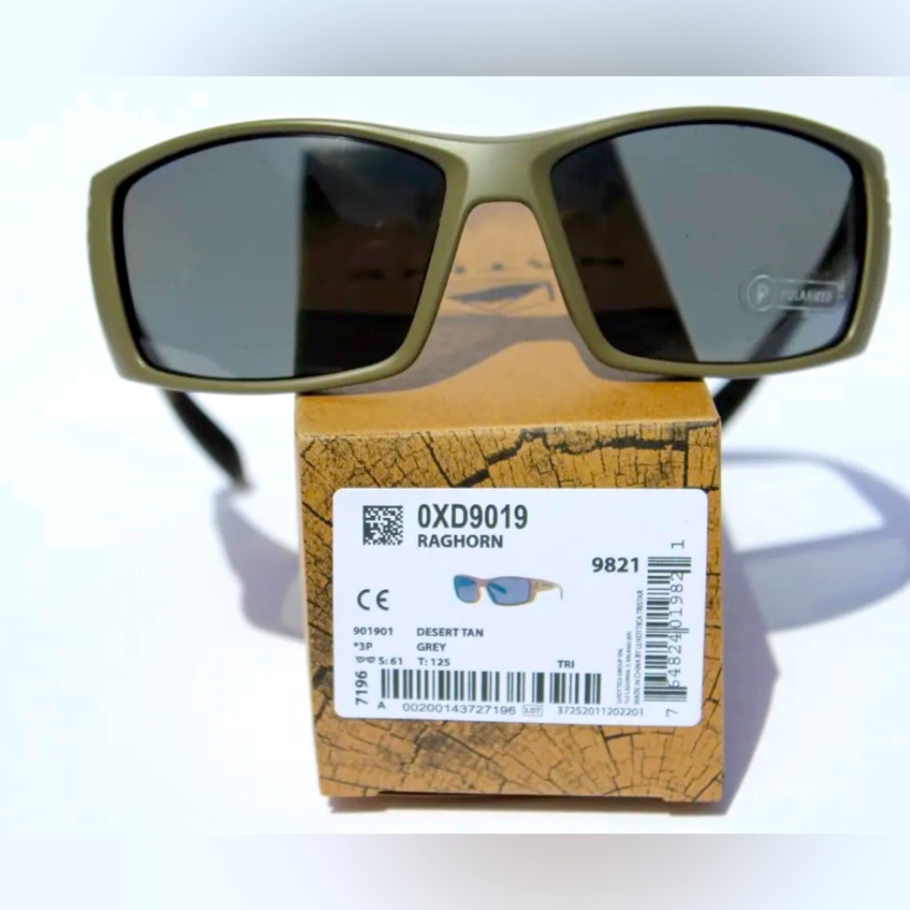 Native Ashdown Wood Polarized Sunglasses with case
